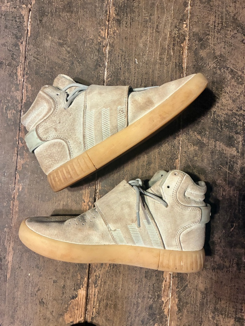 adidas Suede High-Top Sneakers in Light mint green with Gum Sole